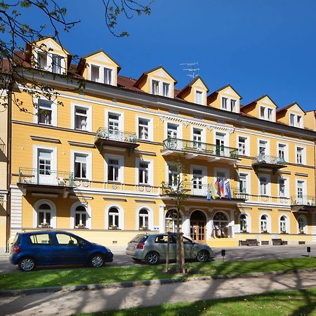 Dr. Adler Spa & Kurhotel Františkovy Lázně エクステリア 写真