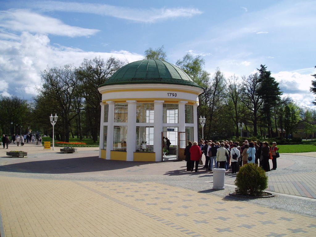 Dr. Adler Spa & Kurhotel Františkovy Lázně エクステリア 写真