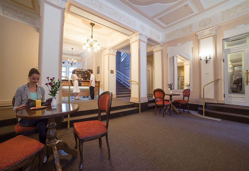 Dr. Adler Spa & Kurhotel Františkovy Lázně エクステリア 写真